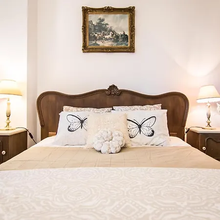 Bed & Breakfast Dom Pod Skrzydlami Gawliki Wielkie