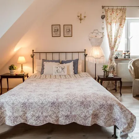 Bed & Breakfast Dom Pod Skrzydlami *