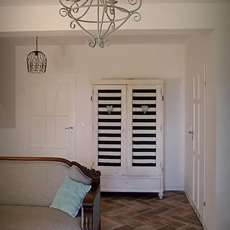 Dom Pod Skrzydlami Bed & Breakfast Gawliki Wielkie